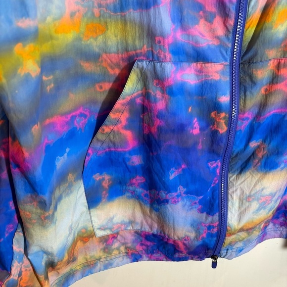 FABLETICS Sz 4X 100Nylon Flyweight Tie-Dye Windbreaker unlined Athletic Jacket - Picture 10 of 10